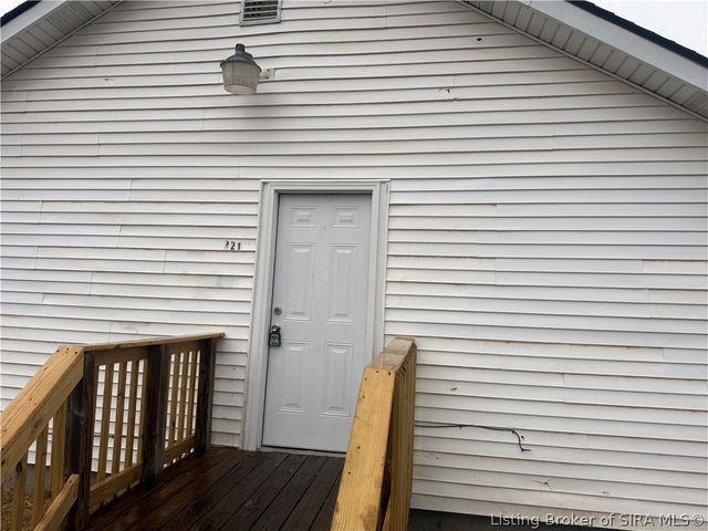 321 Halcyon Road, Charlestown, IN 47111