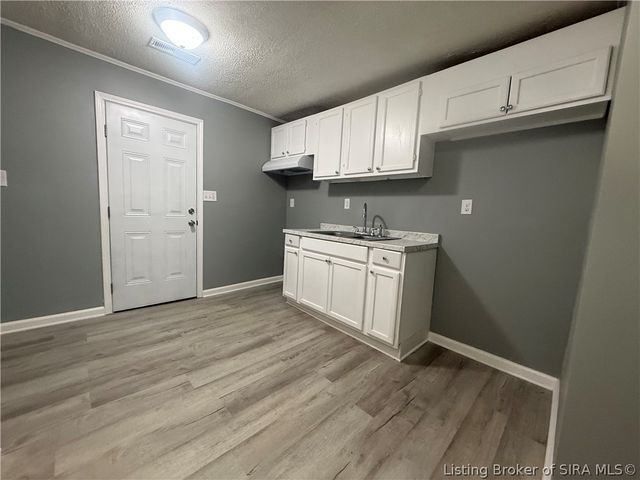 321 Halcyon Road, Charlestown, IN 47111