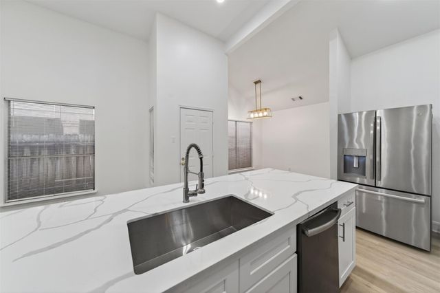 4735 Woodford Street, Baytown, TX 77521