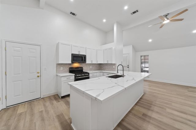 4735 Woodford Street, Baytown, TX 77521