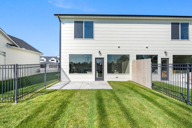 2223 N 159th Ct E, Wichita, KS 67228