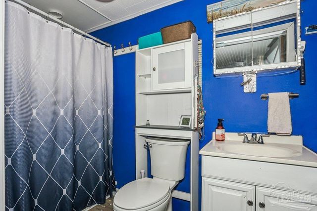 5910 Duchess Rd, Pensacola, FL 32503