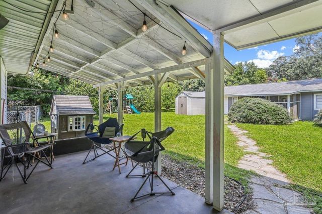 5910 Duchess Rd, Pensacola, FL 32503
