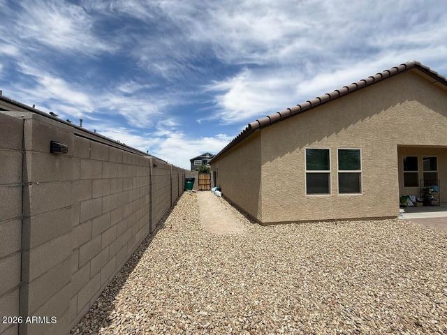 19357 W HAZELWOOD Street, Litchfield Park, AZ 85340