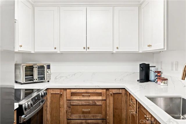 22 Country Mile, Pomona, CA 91766