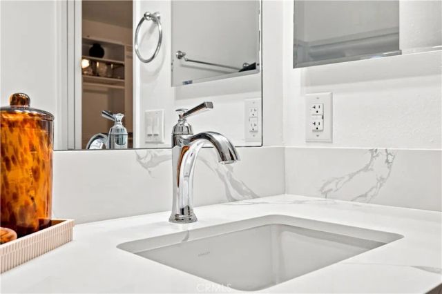 22 Country Mile, Pomona, CA 91766