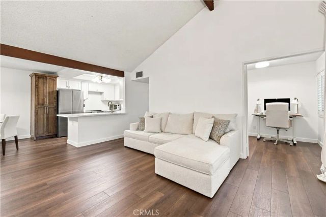 22 Country Mile, Pomona, CA 91766