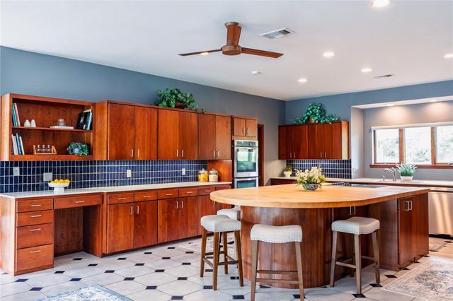 700 El Paseo ST, Denton, TX 76205