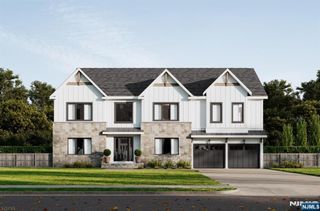 7 Taft Court, Livingston, NJ 07039