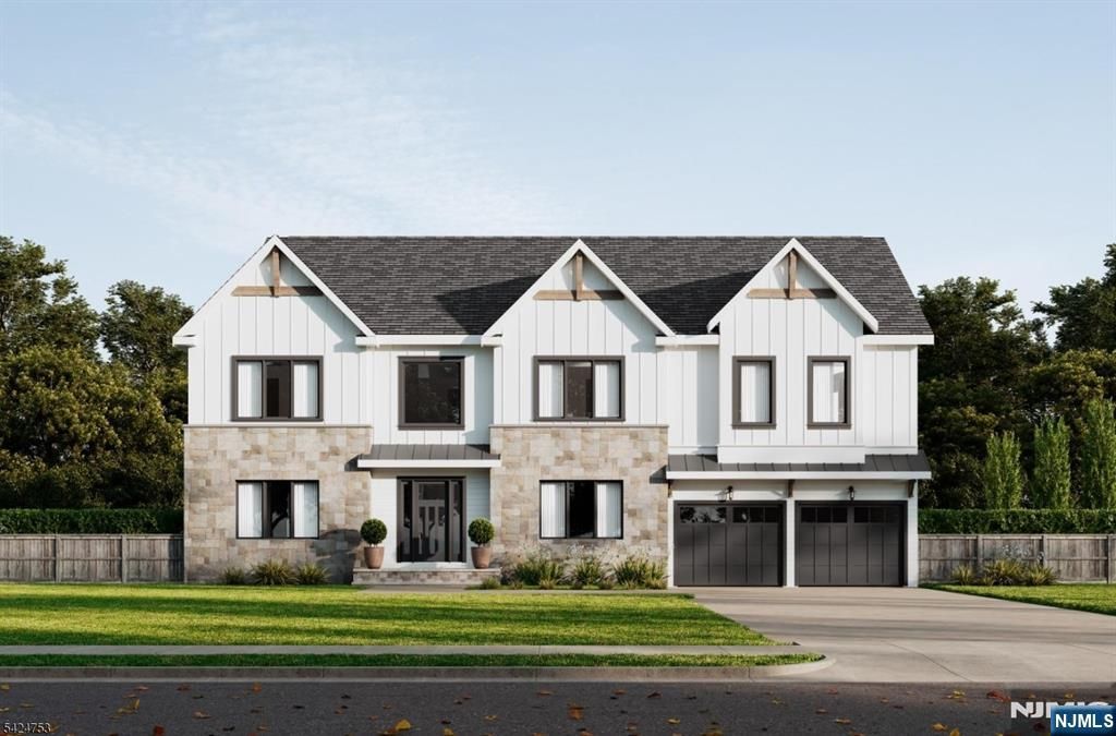 7 Taft Court, Livingston, NJ 07039