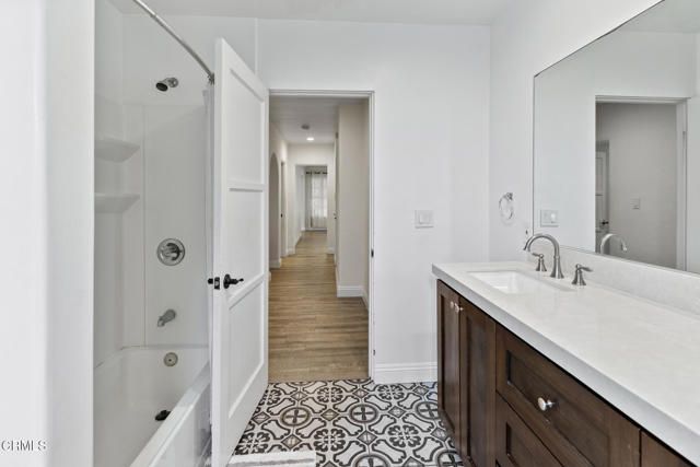 1018 S Crescent Heights Boulevard, Los Angeles, CA 90035