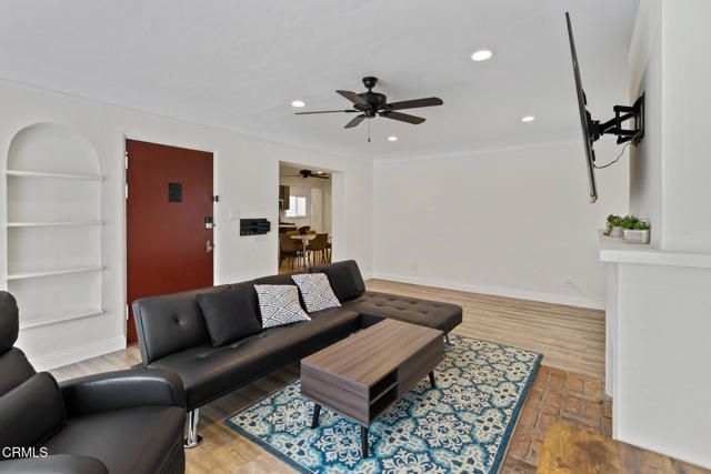 1018 S Crescent Heights Boulevard, Los Angeles, CA 90035