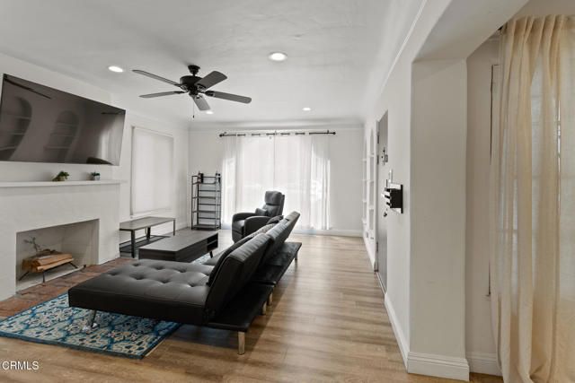 1018 S Crescent Heights Boulevard, Los Angeles, CA 90035