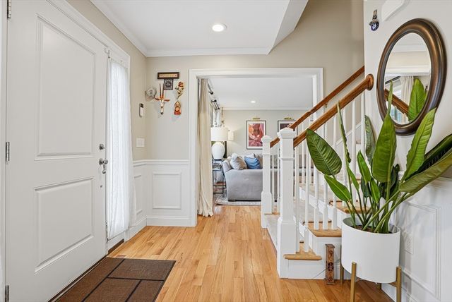 87 Wood Street, Hopkinton, MA 01748