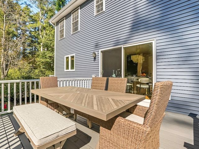 87 Wood Street, Hopkinton, MA 01748