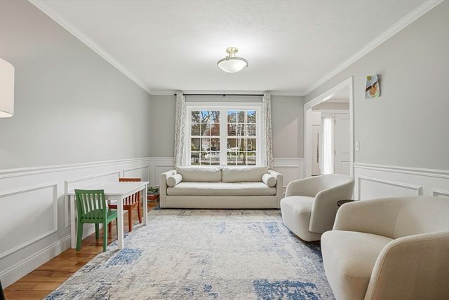 87 Wood Street, Hopkinton, MA 01748