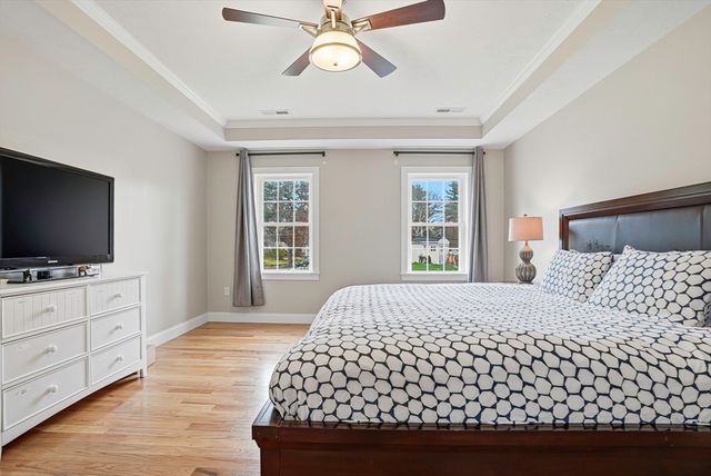 87 Wood Street, Hopkinton, MA 01748