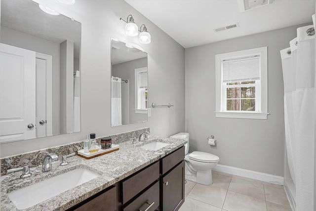 87 Wood Street, Hopkinton, MA 01748