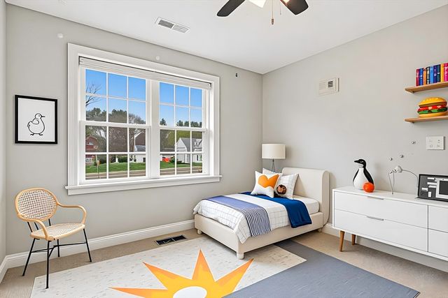 87 Wood Street, Hopkinton, MA 01748