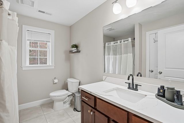 87 Wood Street, Hopkinton, MA 01748
