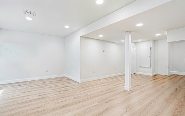 87 Wood Street, Hopkinton, MA 01748