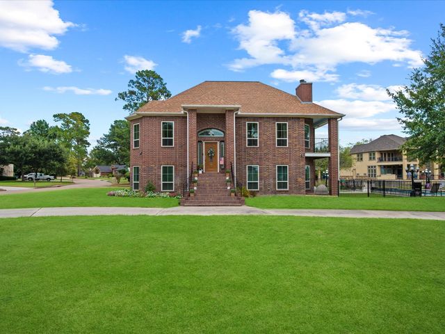 2906 Penninsula Point, Montgomery, TX 77356