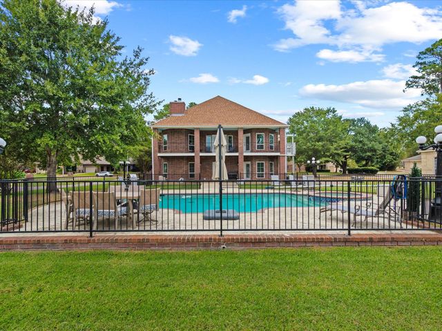 2906 Penninsula Point, Montgomery, TX 77356