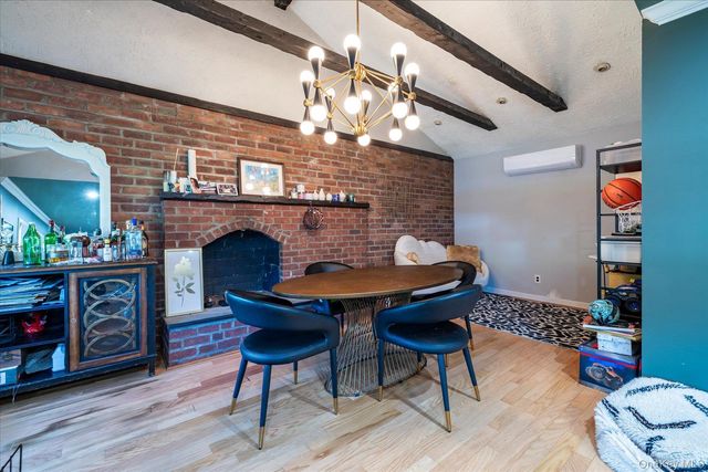 69 W 22nd Street, Huntington Station, NY 11746