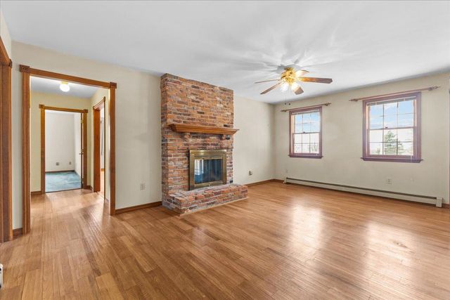 76 Red Tail Lane, Charlotte, VT 05445
