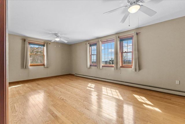 76 Red Tail Lane, Charlotte, VT 05445