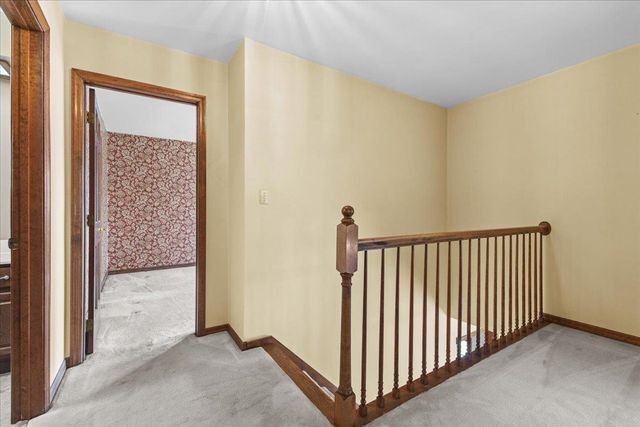 76 Red Tail Lane, Charlotte, VT 05445