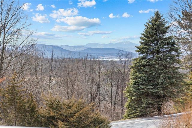 76 Red Tail Lane, Charlotte, VT 05445
