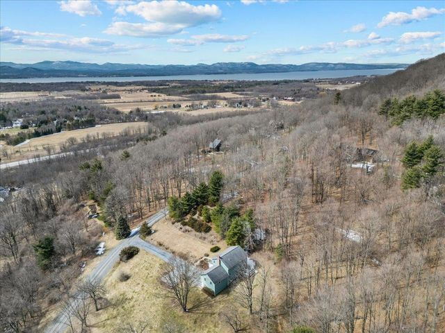 76 Red Tail Lane, Charlotte, VT 05445