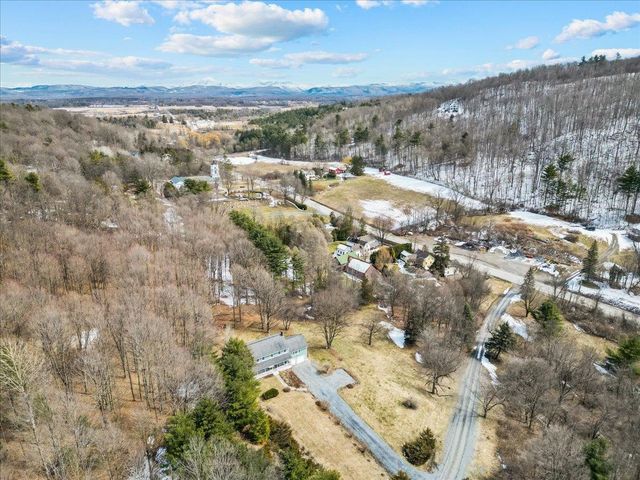 76 Red Tail Lane, Charlotte, VT 05445