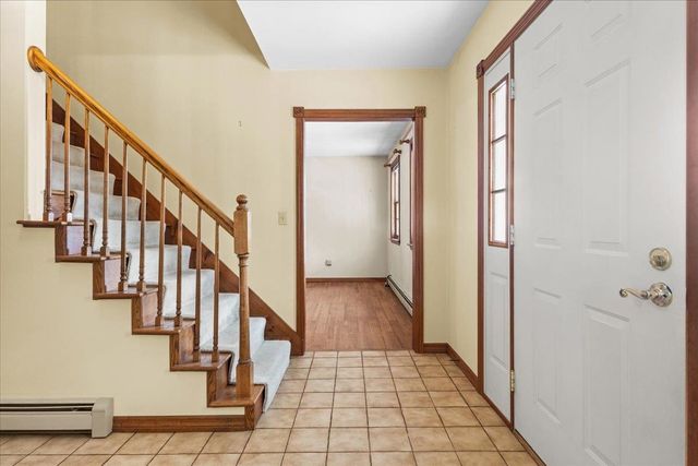 76 Red Tail Lane, Charlotte, VT 05445