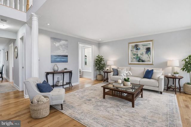 13222 MAPLECREST DR, Potomac, MD 20854