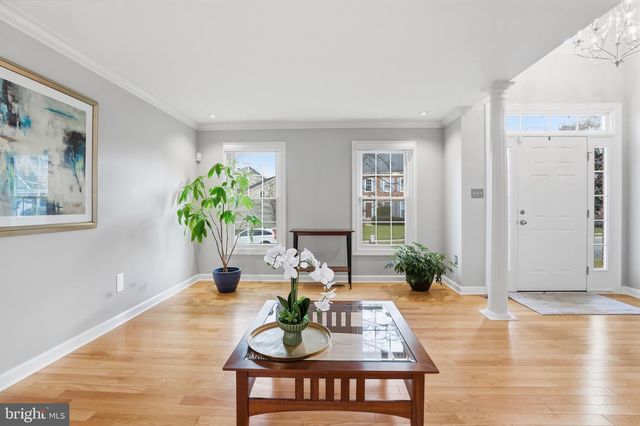 13222 MAPLECREST DR, Potomac, MD 20854