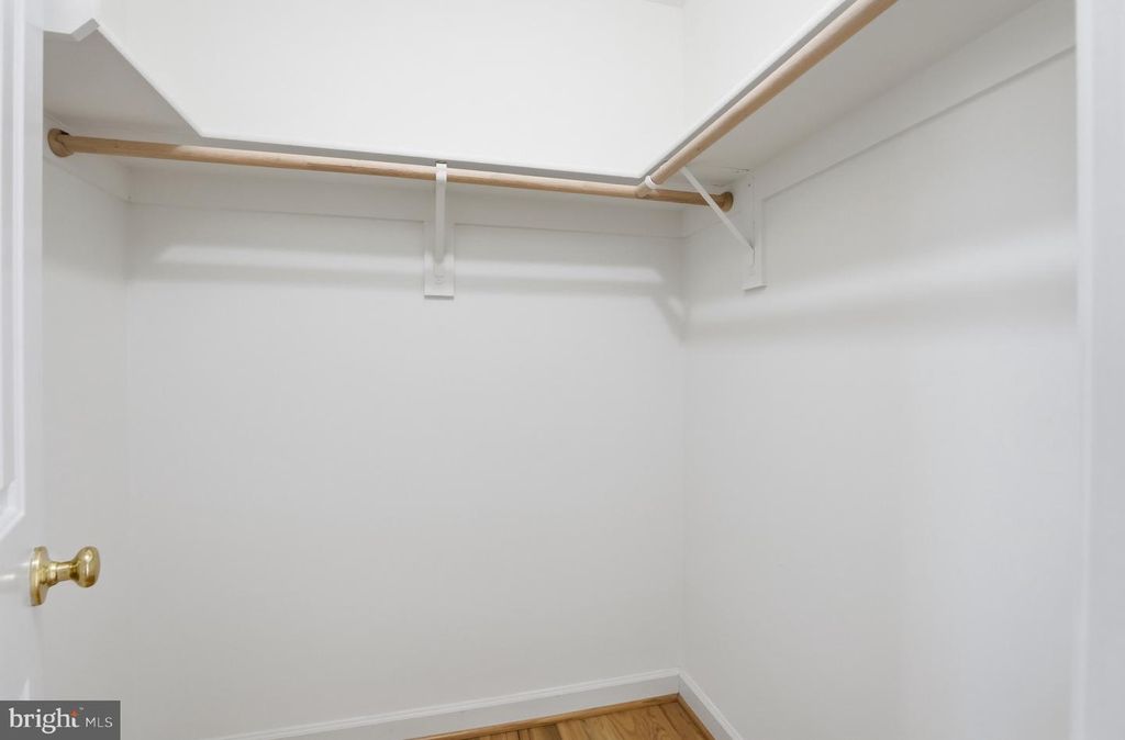 Image 27 of property listing at 13222 MAPLECREST DR, Potomac, MD 20854