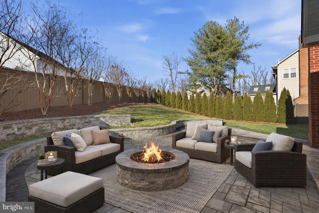 Image 48 of property listing at 13222 MAPLECREST DR, Potomac, MD 20854