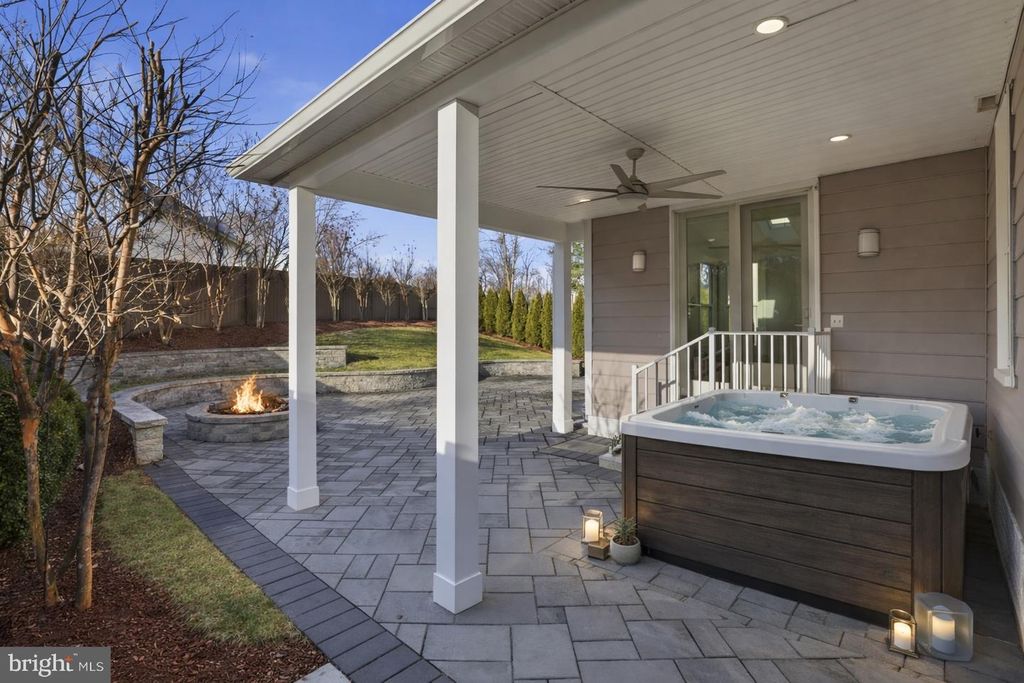 Image 49 of property listing at 13222 MAPLECREST DR, Potomac, MD 20854