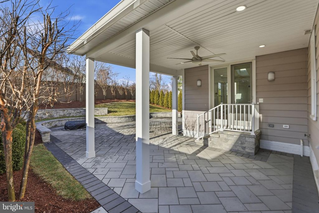 Image 50 of property listing at 13222 MAPLECREST DR, Potomac, MD 20854