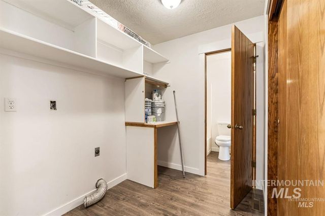 4135 W Cherry Ln, Meridian, ID 83642