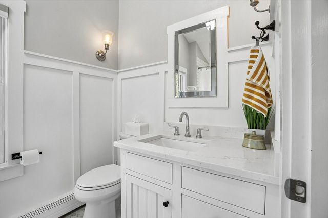 12 Hawley Rd, Scituate, MA 02066
