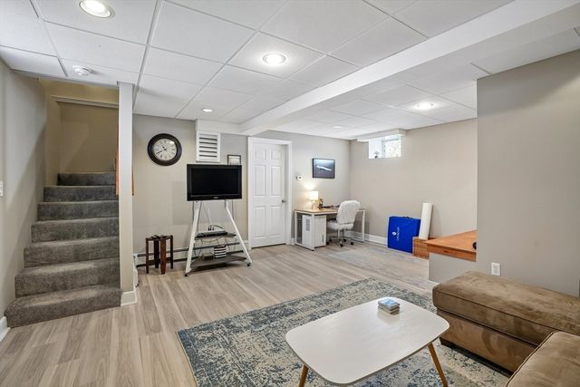 12 Hawley Rd, Scituate, MA 02066