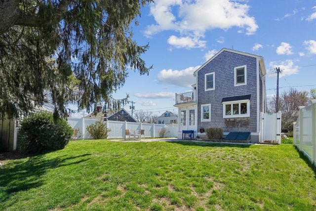 12 Hawley Rd, Scituate, MA 02066
