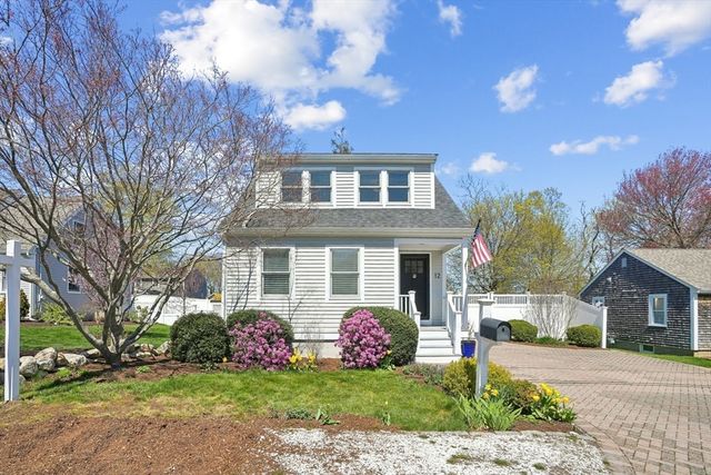 12 Hawley Rd, Scituate, MA 02066
