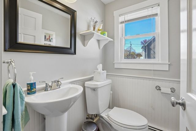 12 Hawley Rd, Scituate, MA 02066