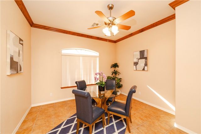 2276 Seminole Drive, Kingman, AZ 86401