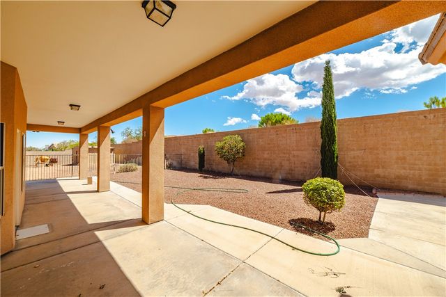 2276 Seminole Drive, Kingman, AZ 86401