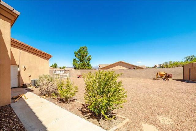 2276 Seminole Drive, Kingman, AZ 86401